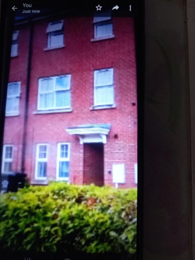 Private Rooms, 2 Showers In 3 Storey Hse, 25 Minutes Walk From Leicester City Centre Exterior photo